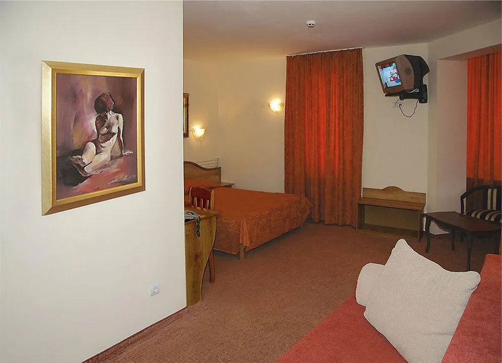 Hotel Dafi Plovdiv 3*,